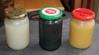 3 pots de cire DIY . Astuces fabrication cire . 1000astuces.fr